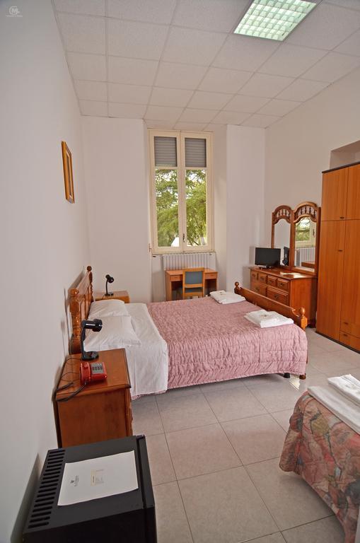 Casa San Tommaso Hotel Лингуаглоса Екстериор снимка