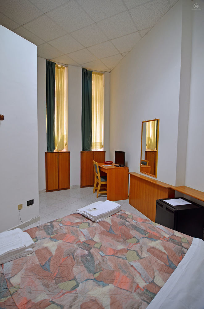 Casa San Tommaso Hotel Лингуаглоса Екстериор снимка